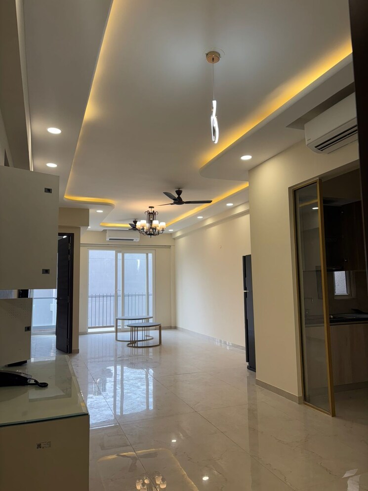 Room, smart-world-orchard 3 Bedroom 1680 Sq.Ft. Apartment In Sector 61 Gurgaon 9504114