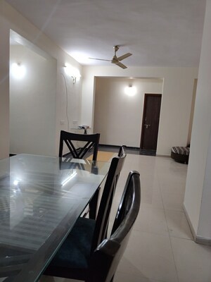 Dining area in 3 BHK Apartment at Motera – for Rent