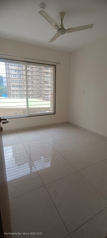 Room in 2 BHK Apartment at Nanded Bageshree, Sinhagad Road – for Sale