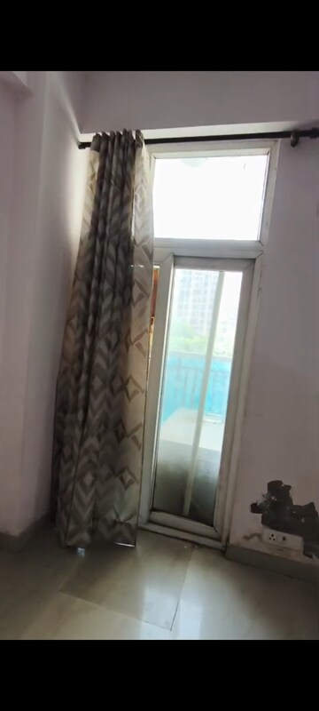 Building Lobby in 2.5 BHK Apartment at Rishabh Platinum, Indrapuram – for Sale