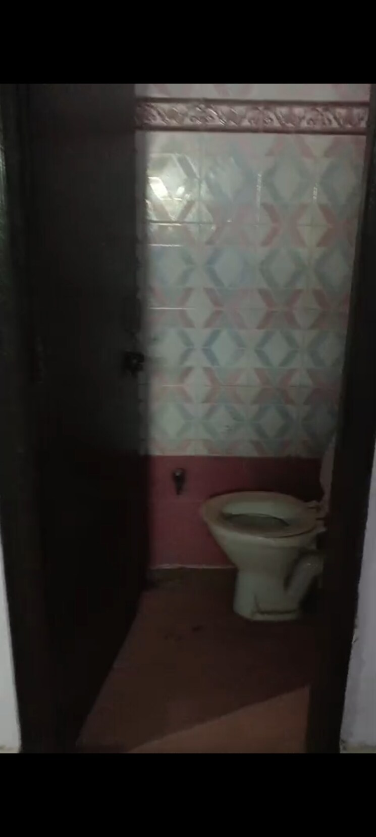 Bathroom, divya-angels 1 Bedroom 550 Sq.Ft. Builder Floor In Indrapuram Ghaziabad 9504319