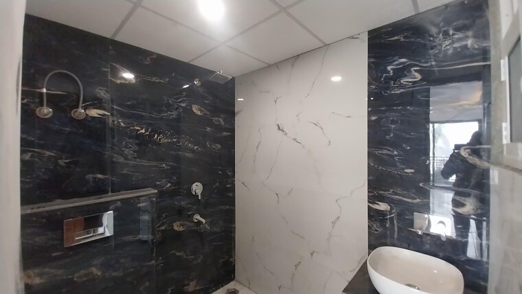 Bathroom, sushma-valencia 3 Bedroom 1850 Sq.Ft. Apartment In International Airport Road Zirakpur 9504350