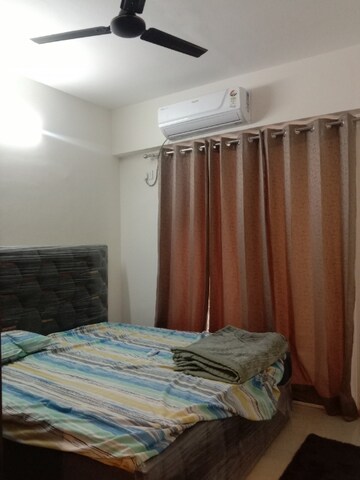 Bedroom in 2 BHK Apartment at Signature Global Prime, Sector 63a – for Rent