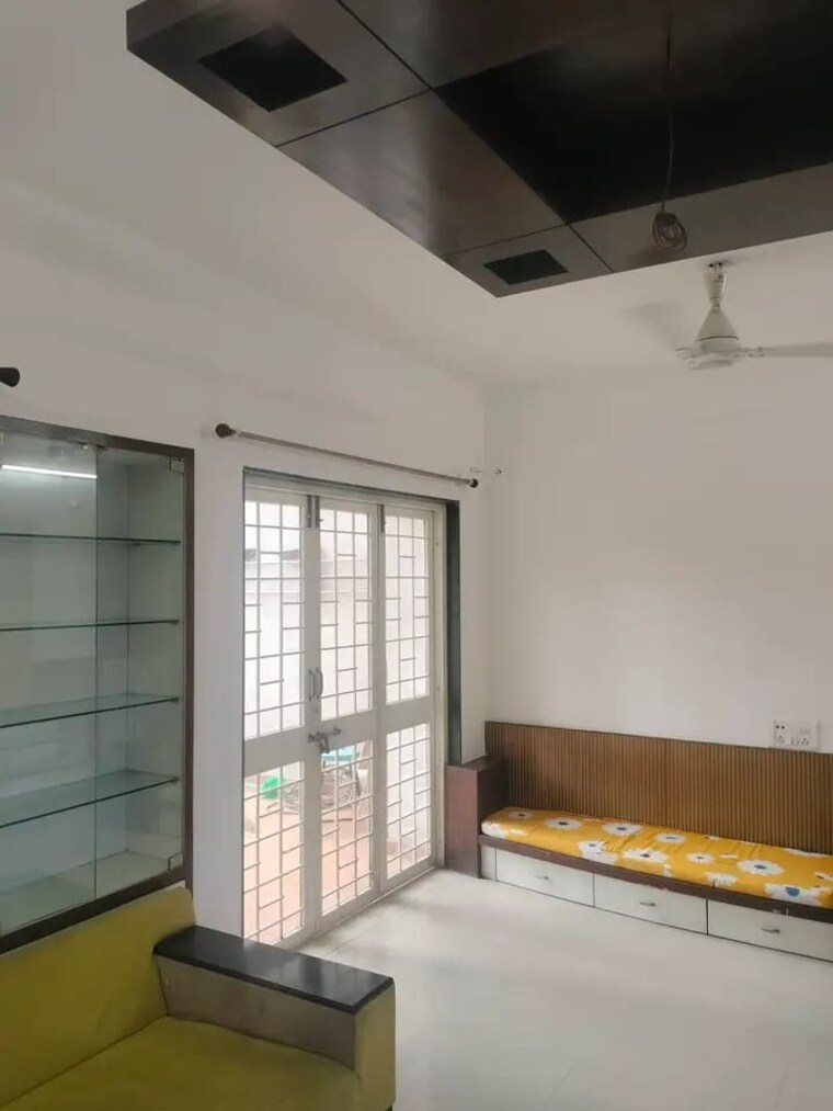 Room, sargam-chs-nanded 2.5 Bedroom 1100 Sq.Ft. Apartment In Sinhagad Road Pune 9504447