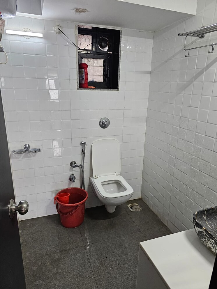 Bathroom, devashree-park 1 Bedroom 420 Sq.Ft. Apartment In Kolshet Road Thane 9504538