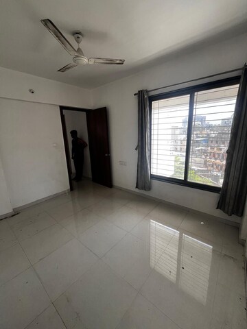 Room in 2 BHK Apartment at Wakad – for Rent