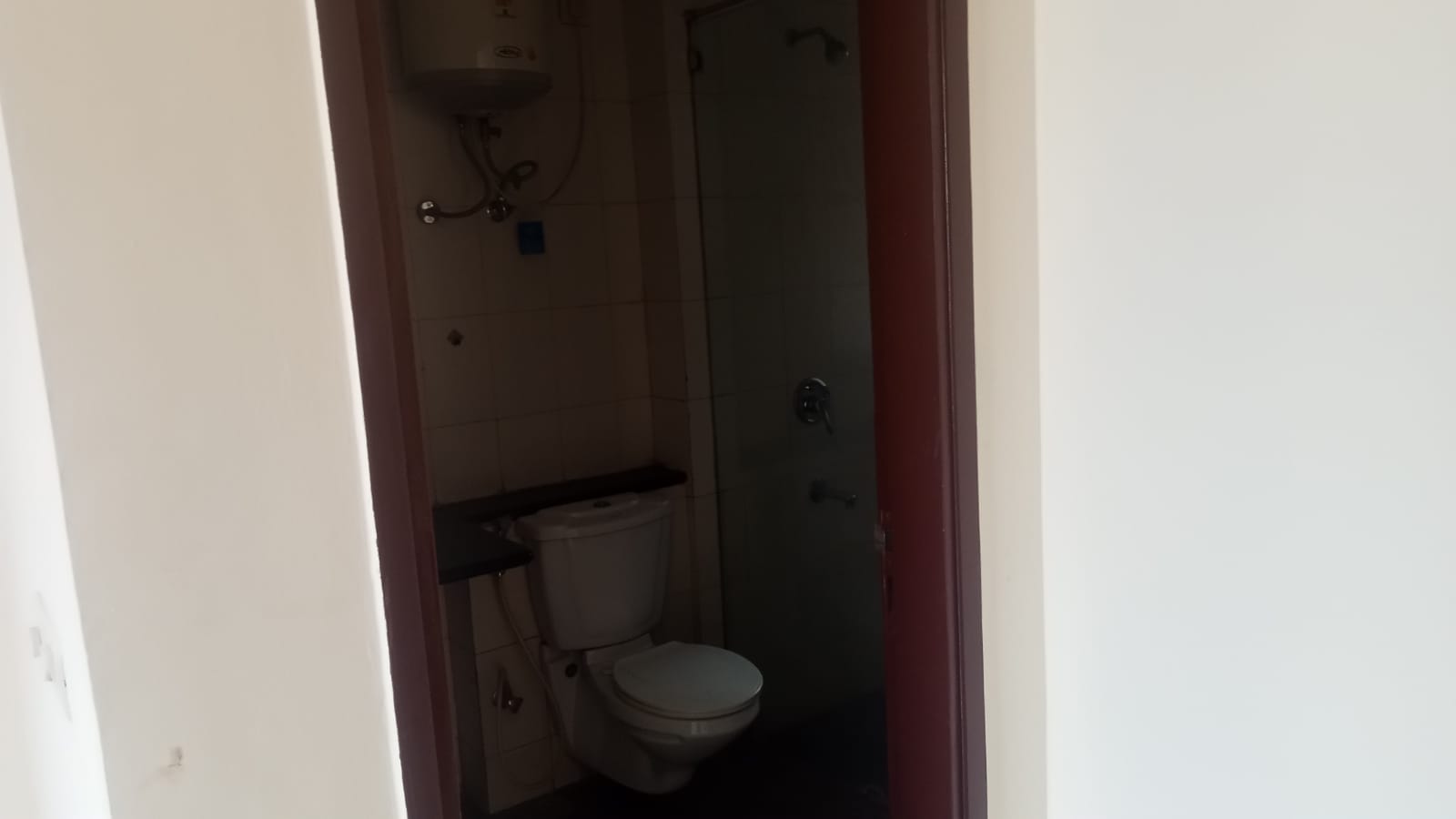 3 BHK + Servant Room 2066 Sq.Ft. Apartment in Unitech Escape