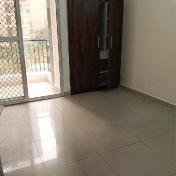 Room in 2 BHK Apartment at KW Srishti, Raj Nagar Extension – for Sale