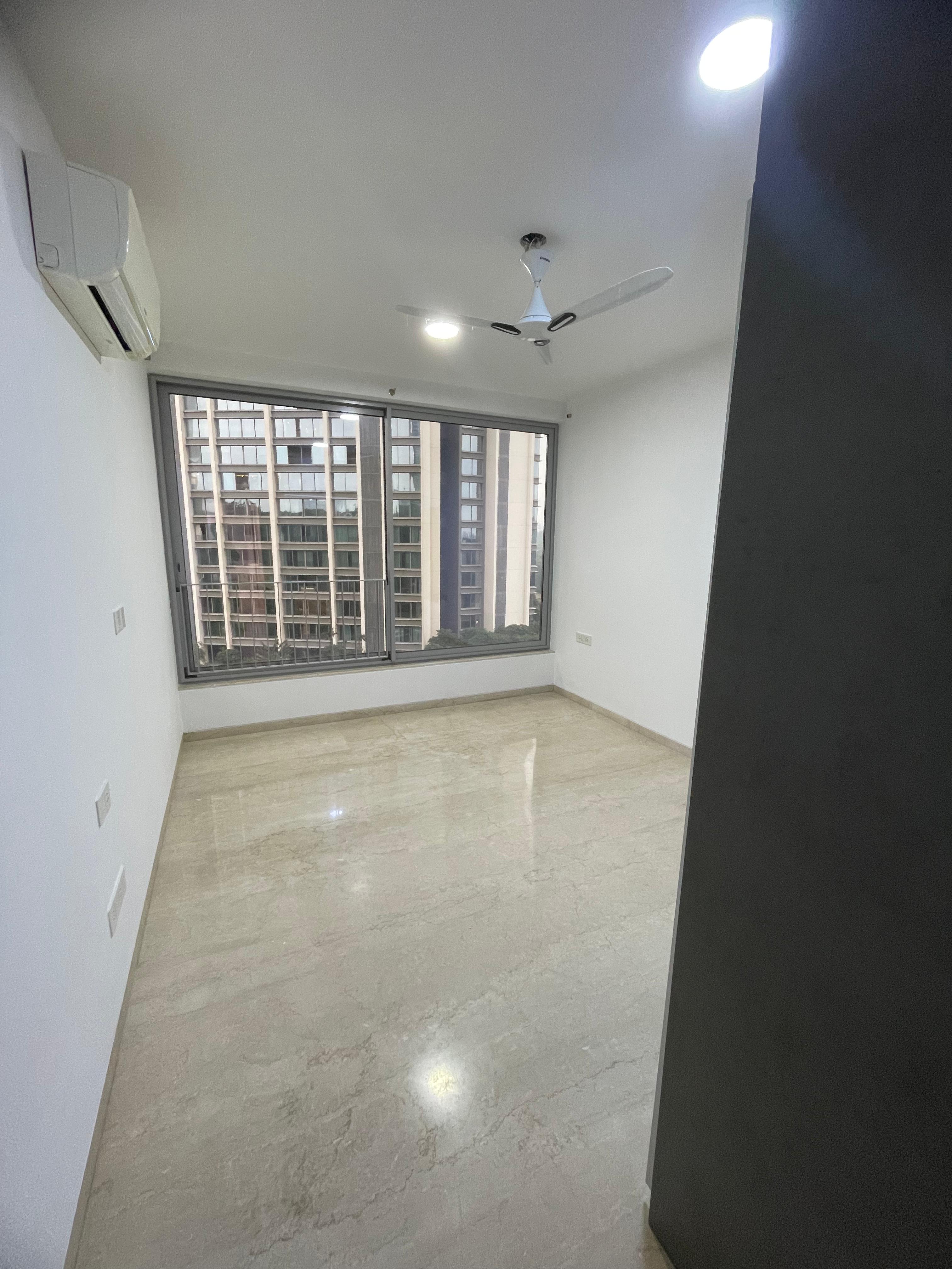 3 BHK + Pooja Room 1366 Sq.Ft. Apartment in Oberoi Realty Esquire