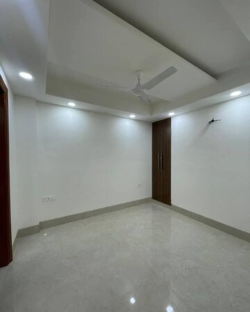 3 BHK Builder Floor For Rent in Chattarpur
