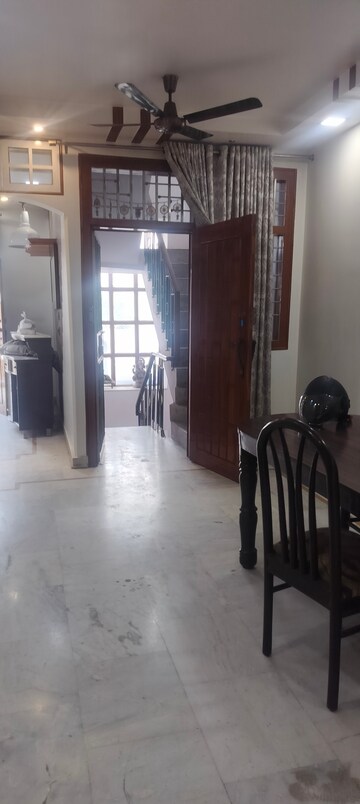 Living Room in 3 BHK Builder Floor at Janakpuri – for Rent