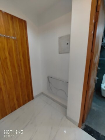 Balcony in 1 BHK Builder Floor at Sector 43 – for Rent