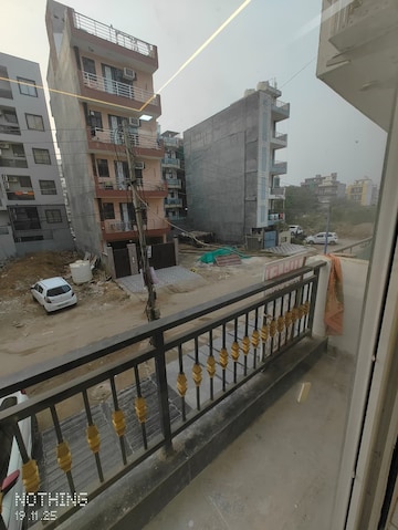 Balcony in 1 BHK Builder Floor at Sector 43 – for Rent