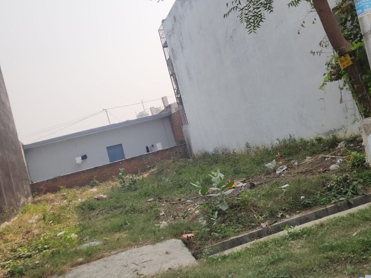 Cover Image, noida extension  250 Sq.Mt. Plot In Noida Extension Greater Noida 9504808