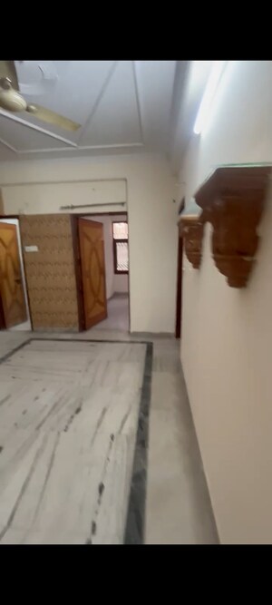 Room in 3 BHK Apartment at Telecom City, Sector 62 – for Rent