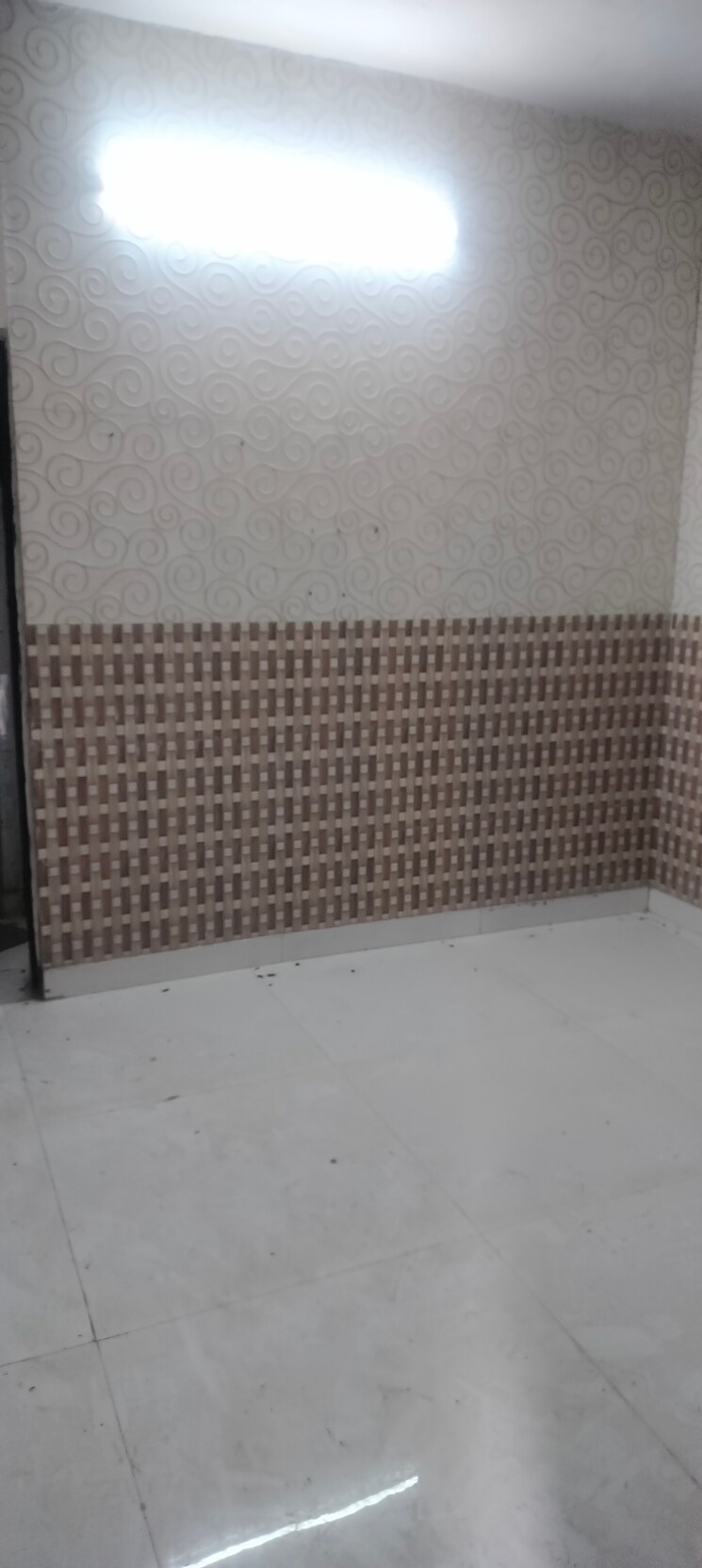 Room, janakpuri 3 Bedroom 1250 Sq.Ft. Apartment In Janakpuri Delhi 9504985