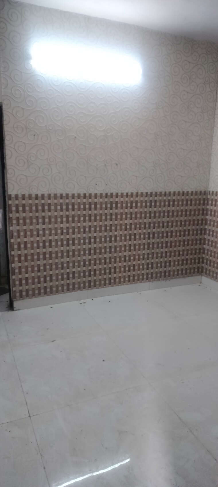 Room, janakpuri 3 Bedroom 1250 Sq.Ft. Apartment In Janakpuri Delhi 9504985