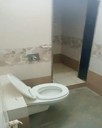 Bathroom in 2 BHK Apartment at Om Shakti CHS Chembur, Chembur – for Sale