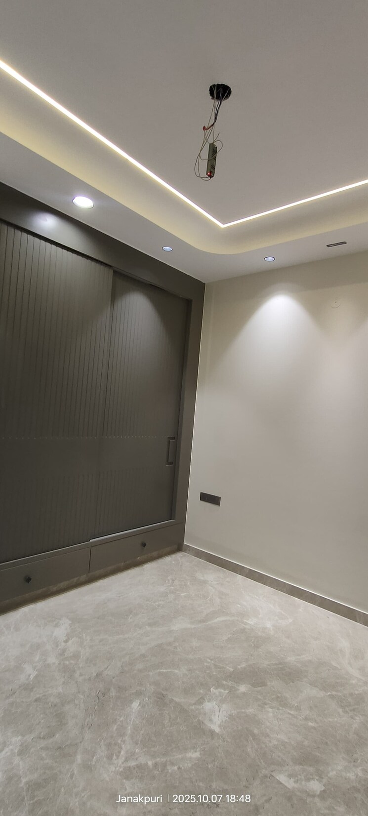 Room, janakpuri 3 Bedroom 1350 Sq.Ft. Builder Floor In Janakpuri Delhi 9505029