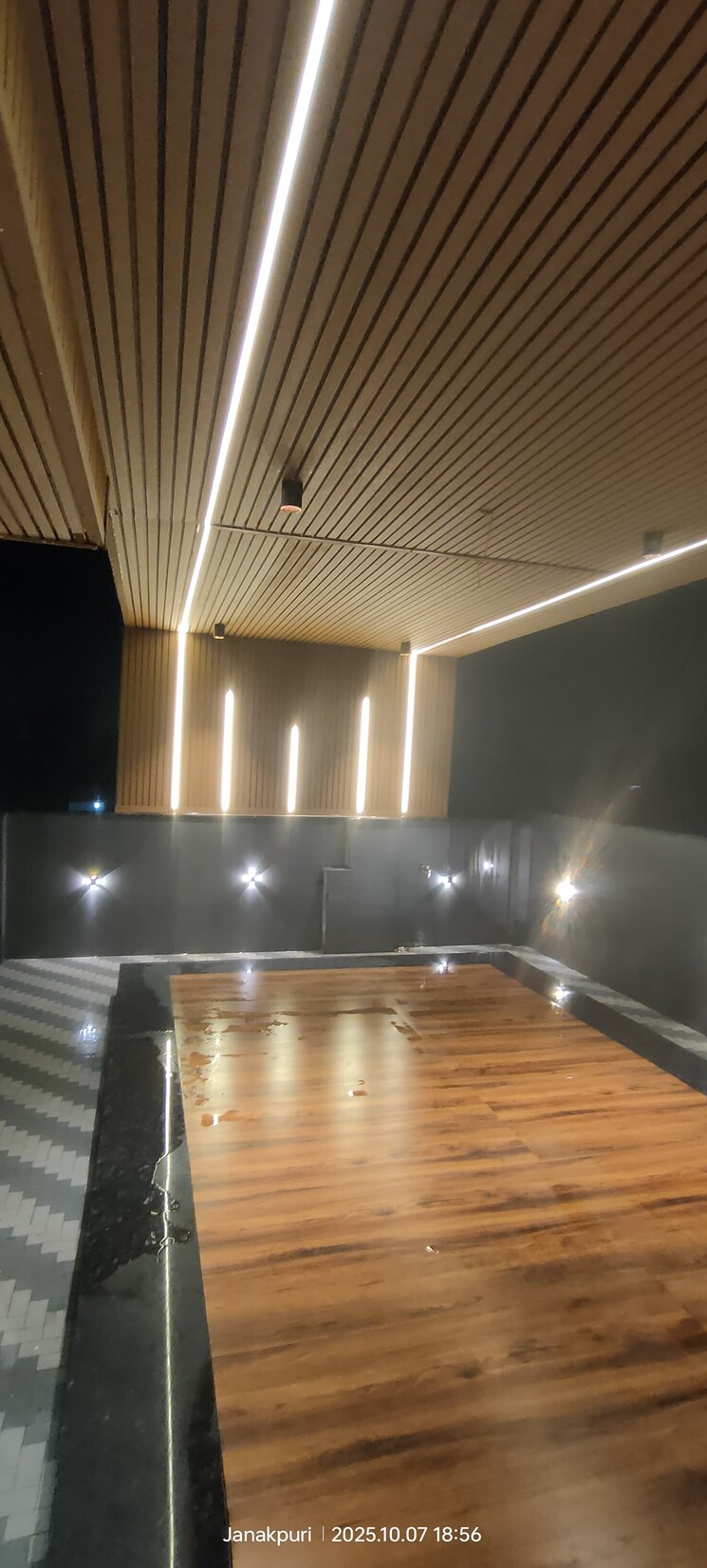 Bathroom, janakpuri 3 Bedroom 1350 Sq.Ft. Builder Floor In Janakpuri Delhi 9505029