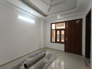 Bedroom in 1 BHK Builder Floor at Chattarpur – for Rent