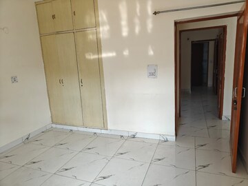 Bedroom in 2 BHK Apartment at Sector 5 – for Rent