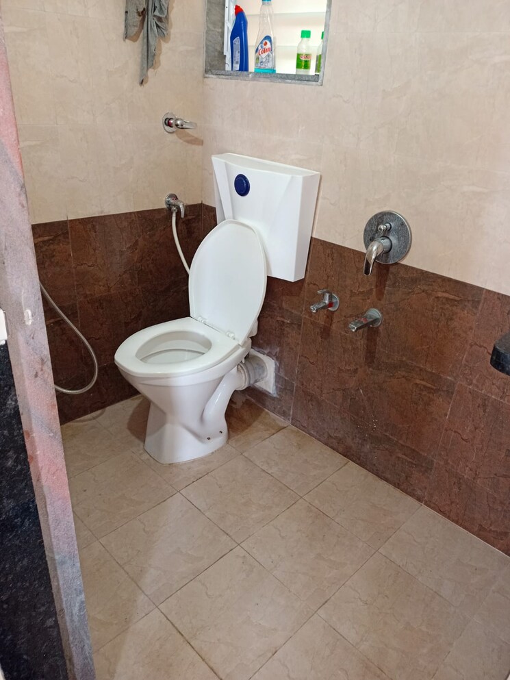 Bathroom, marathe-empire 1 Bedroom 470 Sq.Ft. Apartment In Titwala Thane 9505111