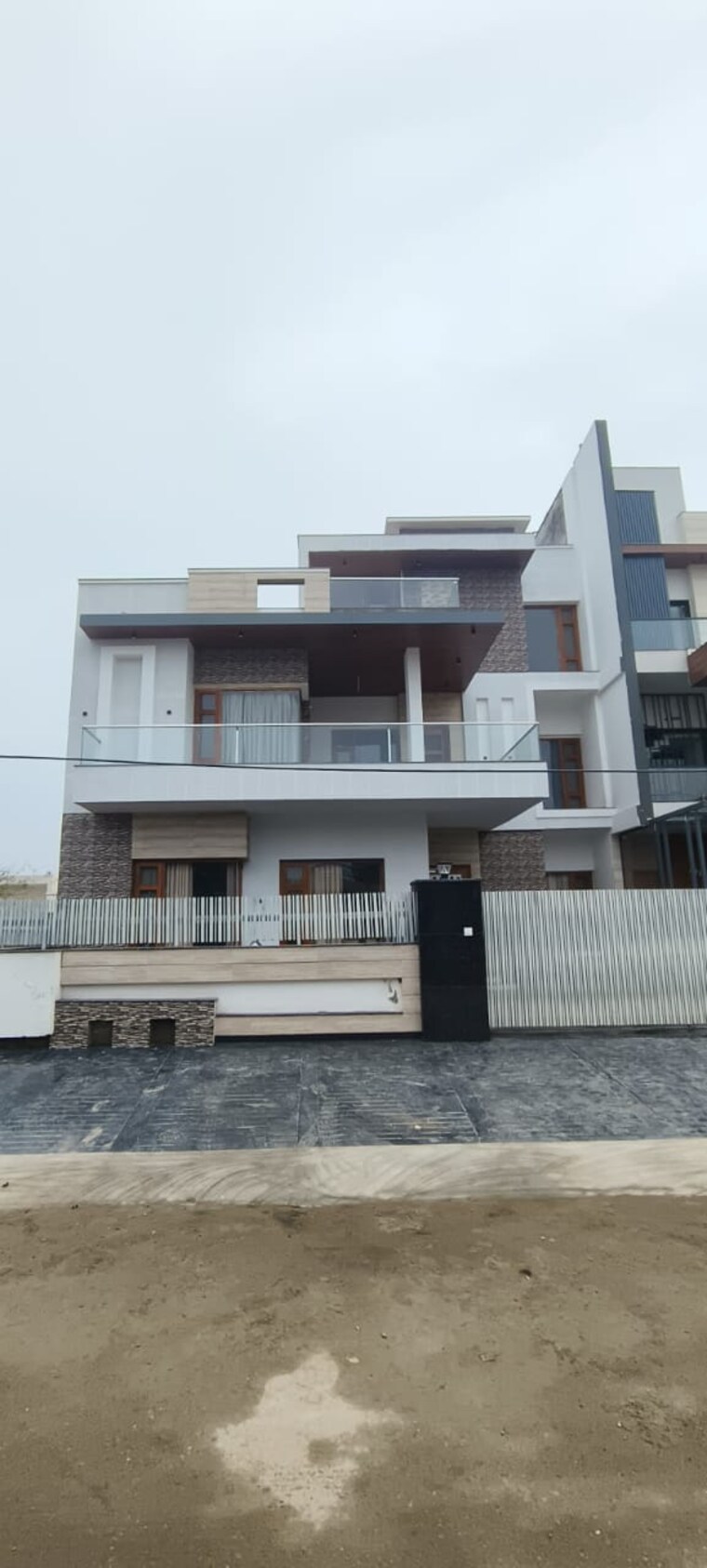 Exterior View, aerocity 6 Bedroom 5500 Sq.Ft. Independent House In Aerocity Mohali 9505180