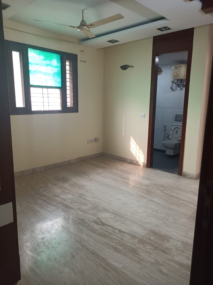 Bedroom, surajmal vihar 3 Bedroom 1700 Sq.Ft. Builder Floor In Surajmal Vihar Delhi 9505171