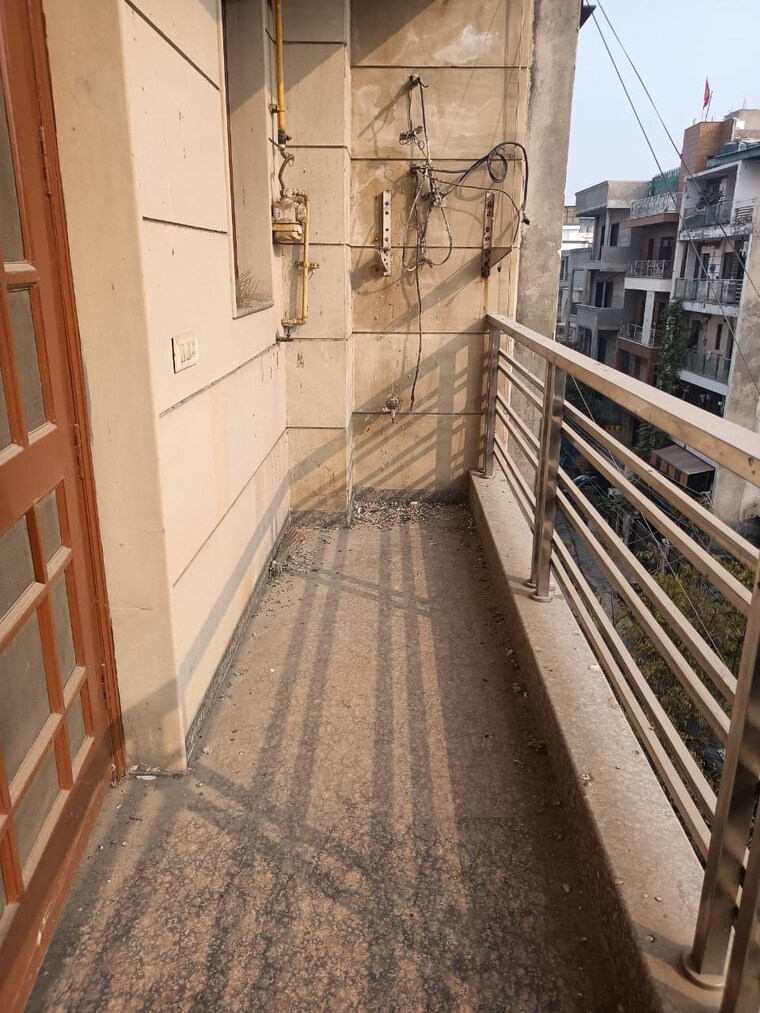 Balcony, surajmal vihar 3 Bedroom 1700 Sq.Ft. Builder Floor In Surajmal Vihar Delhi 9505171