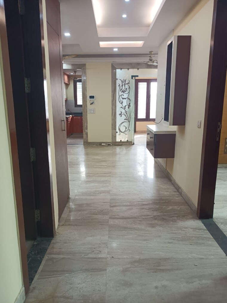 Living Room, surajmal vihar 3 Bedroom 1700 Sq.Ft. Builder Floor In Surajmal Vihar Delhi 9505171