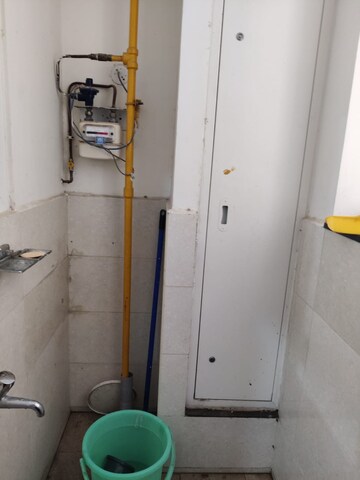 Attached Bathroom in 3 BHK Apartment at Honer Aquantis, Gopanpally – for Rent