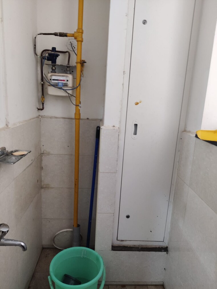 Attached Bathroom, honer-aquantis 3 Bedroom 1610 Sq.Ft. Apartment In Gopanpally Hyderabad 9505235