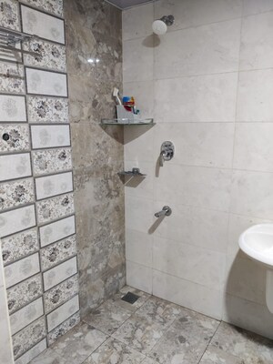 Bathroom in 3 BHK Apartment at Honer Aquantis, Gopanpally – for Rent