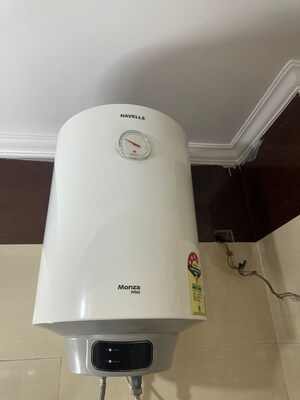 Furnished Amenities in 1 BHK Builder Floor at Vaishali Sector 5 – for Rent