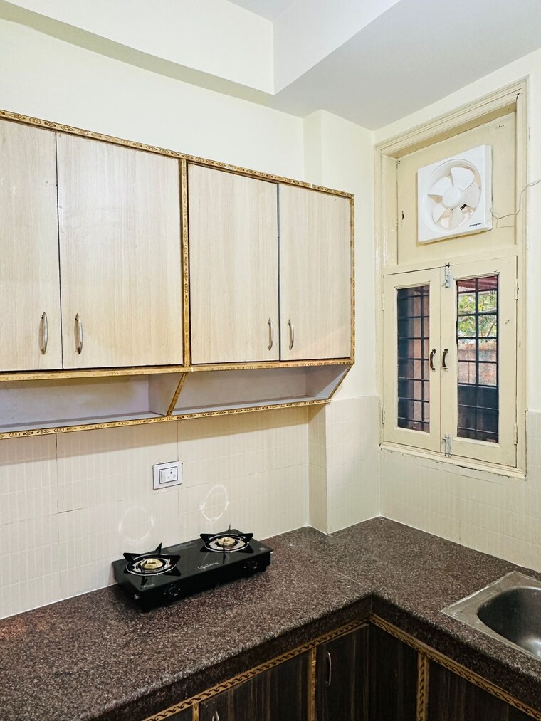 Bedroom, vaishali sector 5 1 Bedroom 550 Sq.Ft. Builder Floor In Vaishali Sector 5 Ghaziabad 9505223