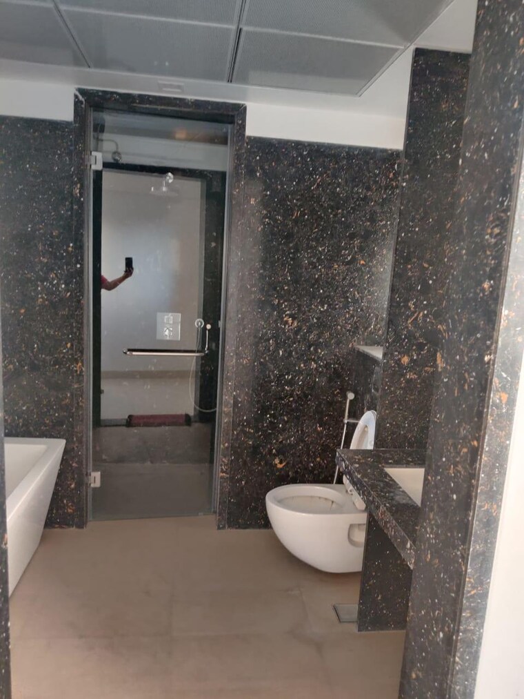 Bathroom, gm-kenjale-emirus 3 Bedroom 1500 Sq.Ft. Apartment In Baner Pune 9505227