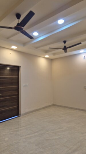 Room in 3 BHK Independent House at Gyan Vihar – for Sale