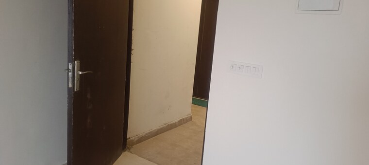 Room, signature-global-prime 2 Bedroom 700 Sq.Ft. Apartment In Sector 63a Gurgaon 9505688