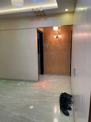 Room in 3 BHK Apartment at Nerul – for Rent