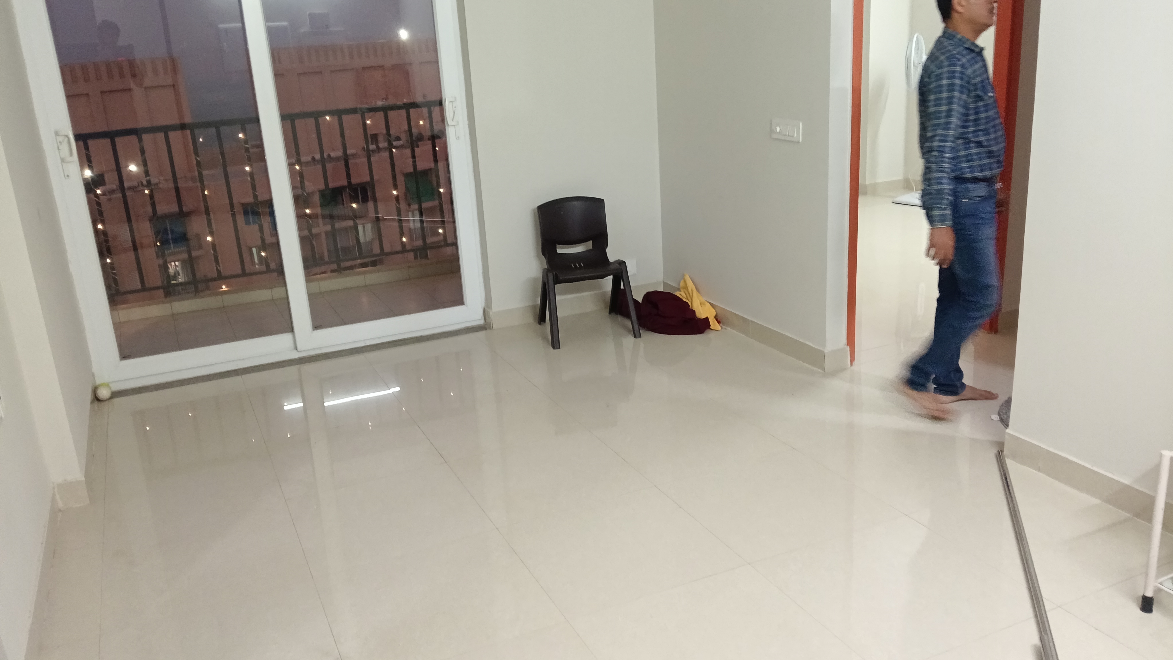 2 BHK Apartment For Rent in Tata Eureka Park