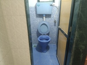 Bathroom in 1.5 BHK Apartment at The Best Sanman CHS, Goregaon West – for Rent