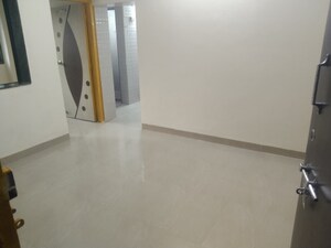 Room in 1.5 BHK Apartment at The Best Sanman CHS, Goregaon West – for Rent