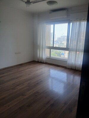 Room in 4 BHK Apartment at L&T Emerald Isle, Powai – for Sale