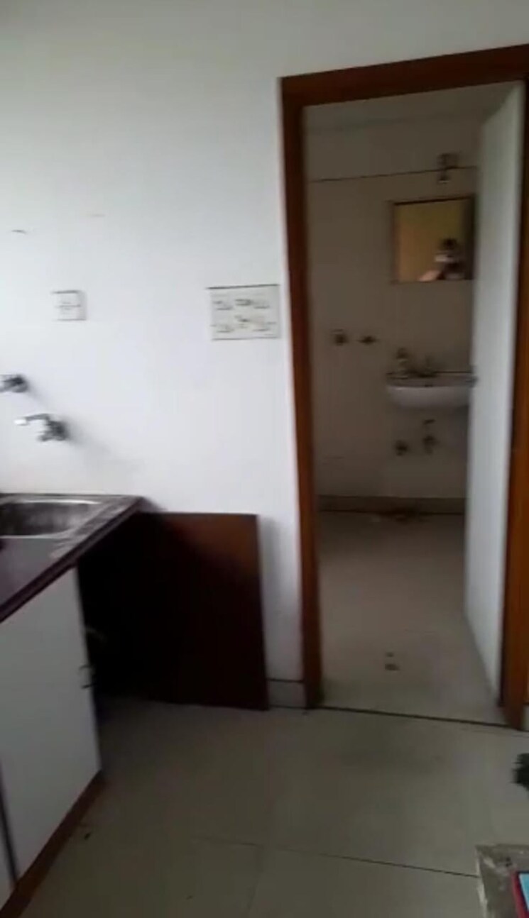 Team Area, camac street Commercial Office Space 1400 Sq.Ft. In Camac Street Kolkata 9505726