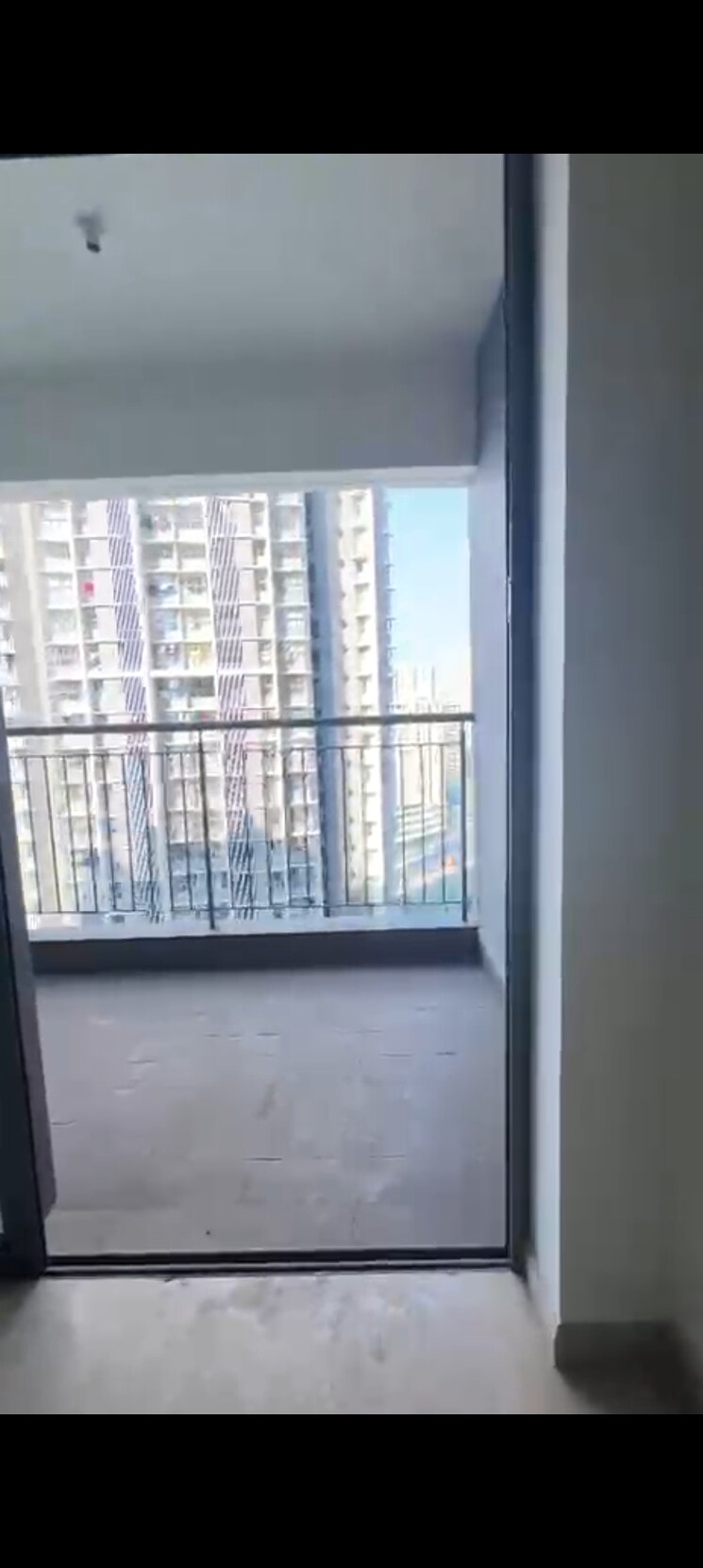 Room, kalpataru-paramount 2 Bedroom 750 Sq.Ft. Apartment In Kapur Bawdi Thane 9505917