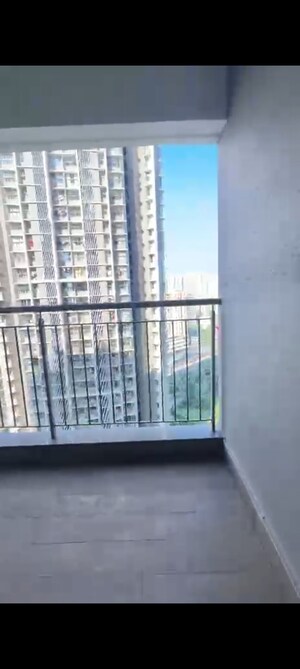 2 BHK Apartment For Rent in Kalpataru Paramount, Kapur Bawdi