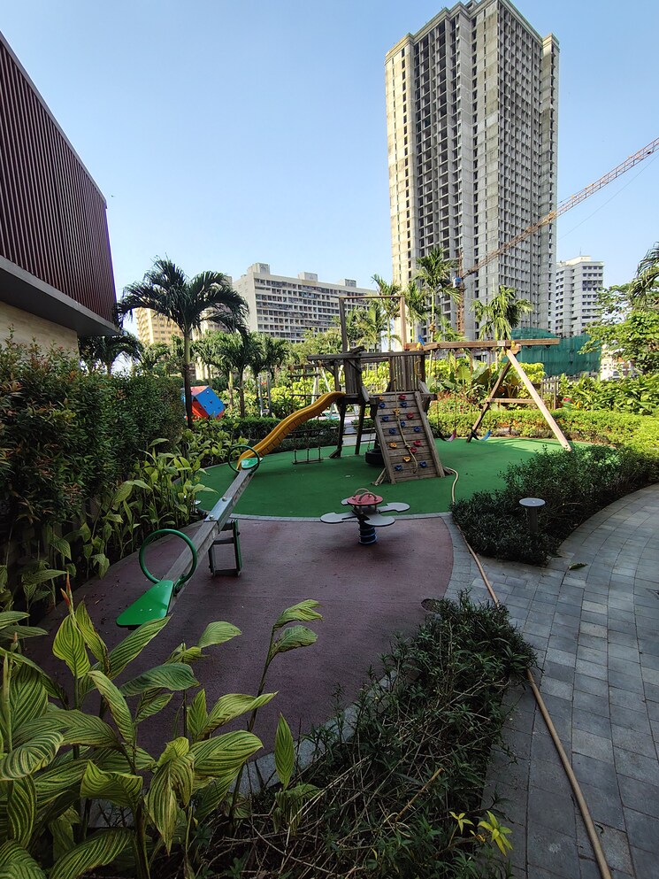 Exterior View, sheth-auris-serenity-tower-1 2 Bedroom 805 Sq.Ft. Apartment In Malad West Mumbai 9505895