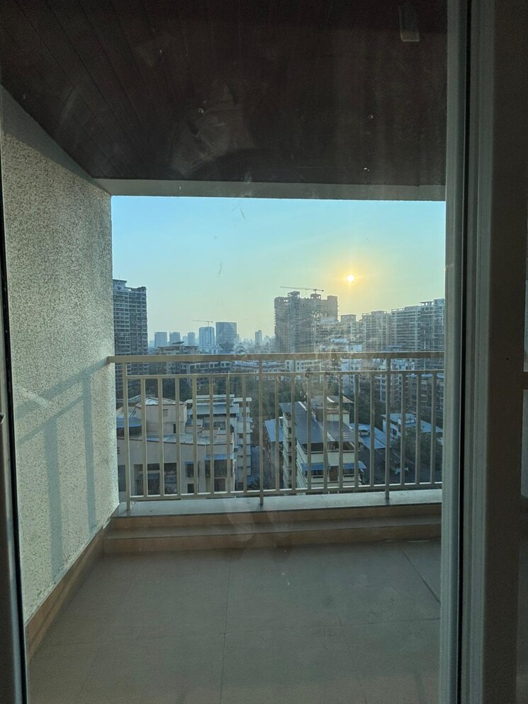 Balcony, kharghar sector 19 3 Bedroom 2000 Sq.Ft. Apartment In Kharghar Sector 19 Navi Mumbai 9505965