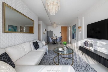 Living Room in 2 BHK Apartment at Vashi – for Sale